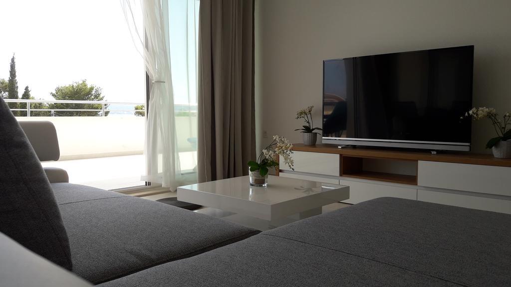Villa-Apartments Karmel Kaštela Eksteriør billede