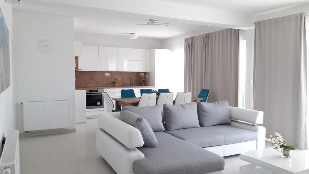 Villa-Apartments Karmel Kaštela Eksteriør billede